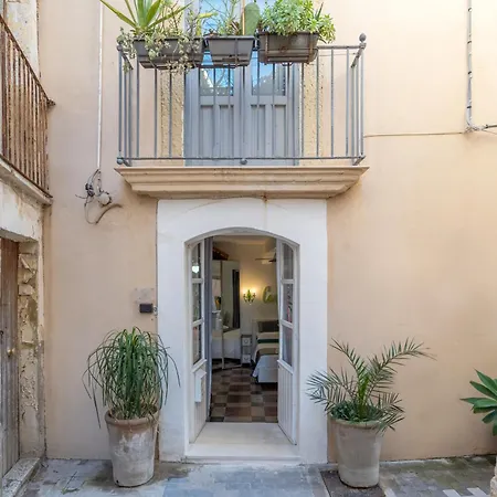 Giamevi Sicily * סירקוזה