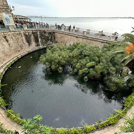 Giamevi Sicily * Szirakúza